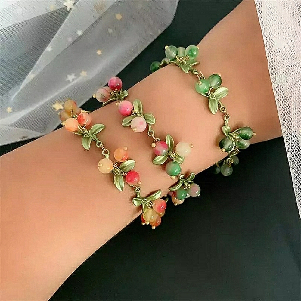 Peach Hypericum Berry Bracelet